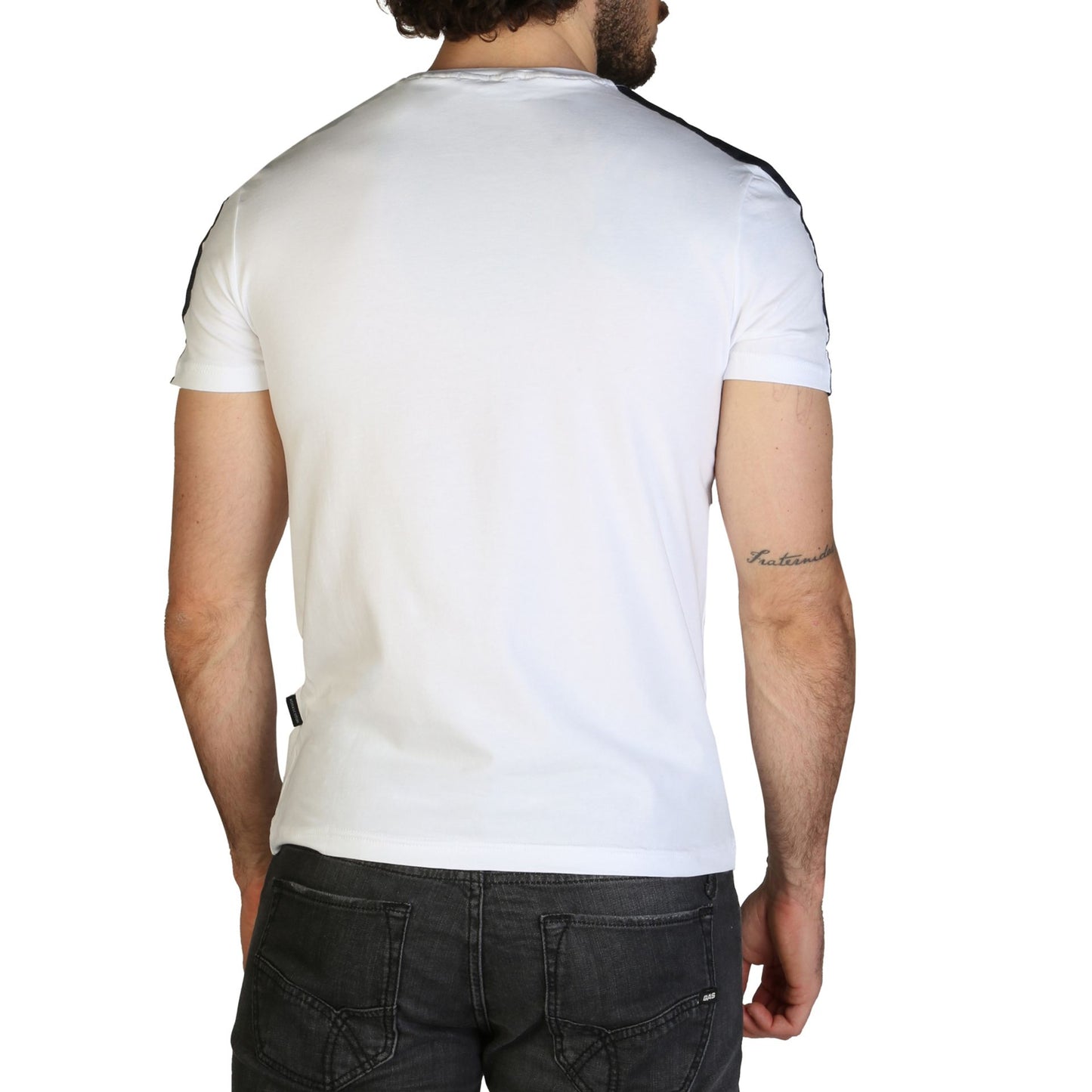 Aquascutum