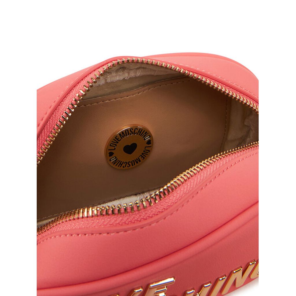 Love Moschino