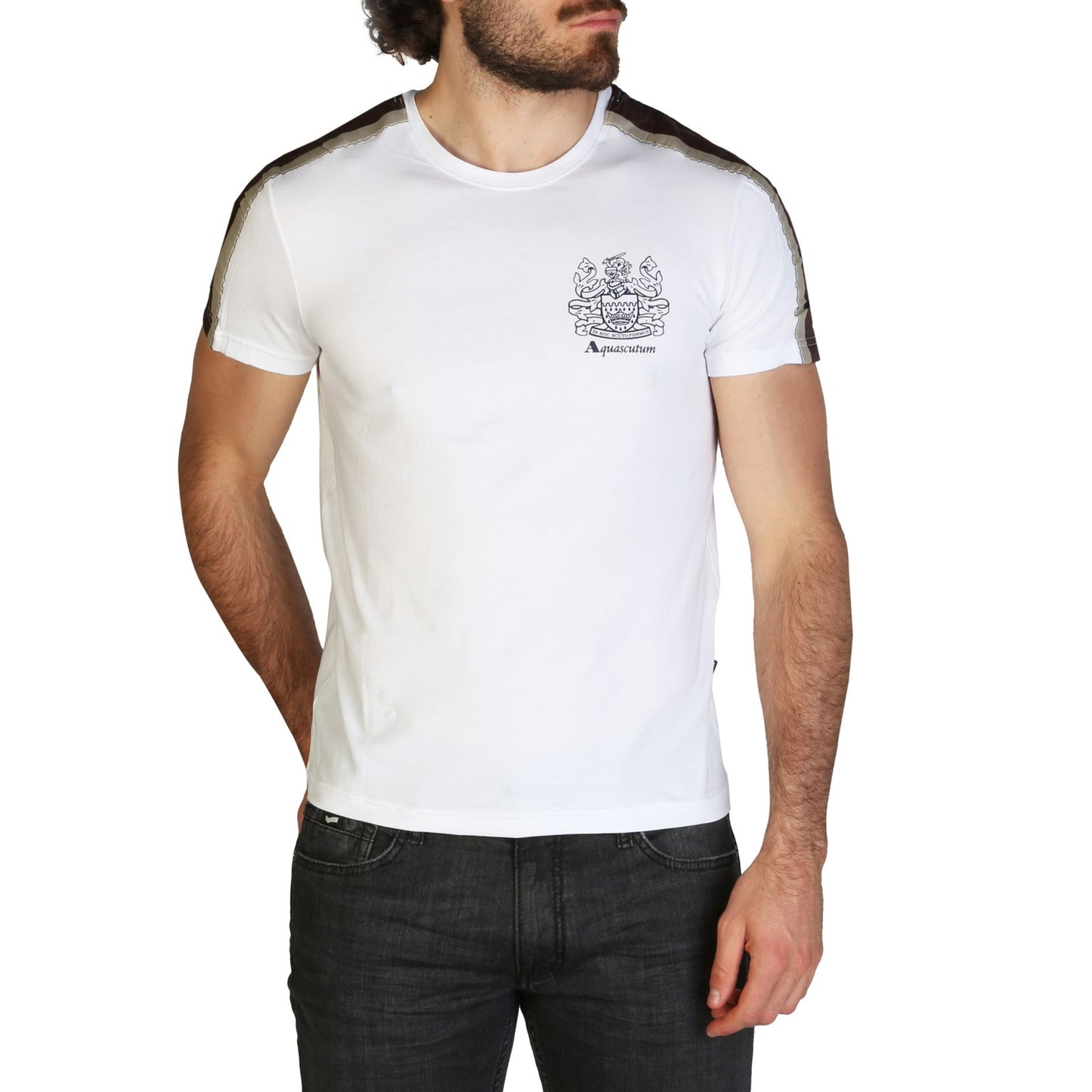 Aquascutum